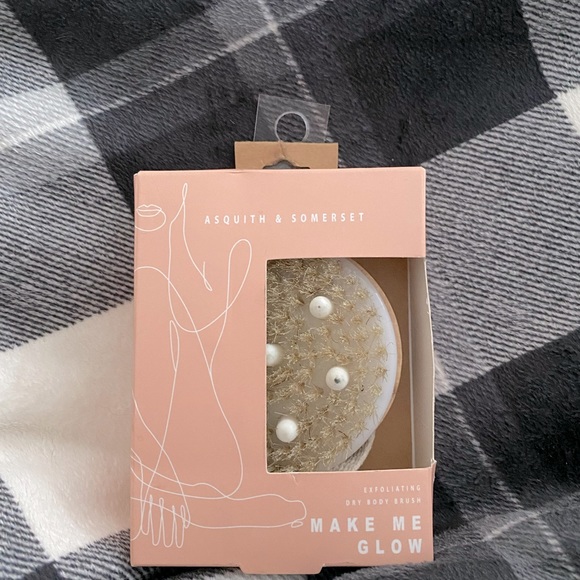 Exfoliating Body Butter/Brush Set, Natural Body Brush & Cucumber Moisturizer,NWT - Picture 4 of 10